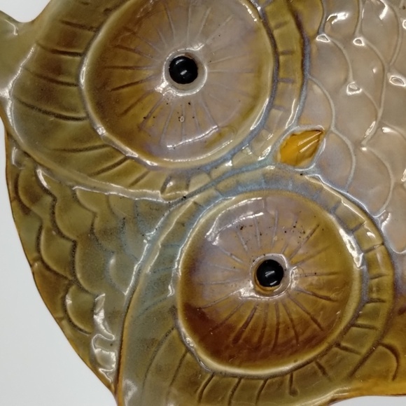 Ceramic Owl Shape Bowl 7.5 x 9.5 x 2.5 tan and blue serving bowl - Picture 2 of 8